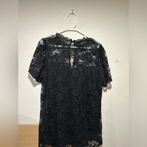 Torrid Sz 1 Black Floral Lace Top